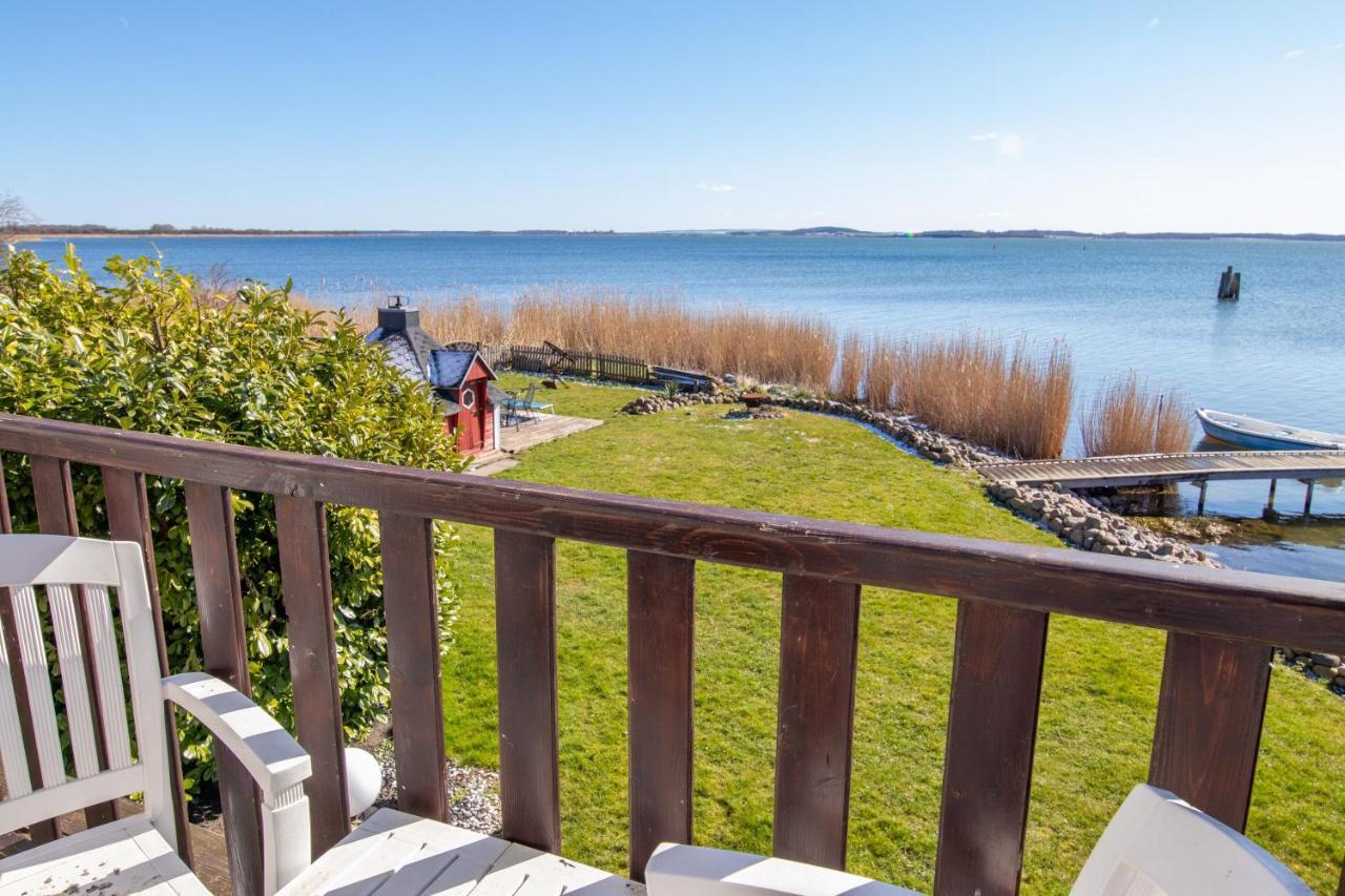 Pension Zur Wittower Faehre Hotell Wiek auf Rügen Exteriör bild